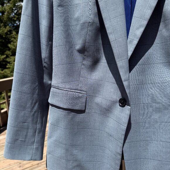 EUC BOSS by Hugo Boss Gray Plaid Single Button Blazer w./ Contrast Sleeves - Picture 6 of 9